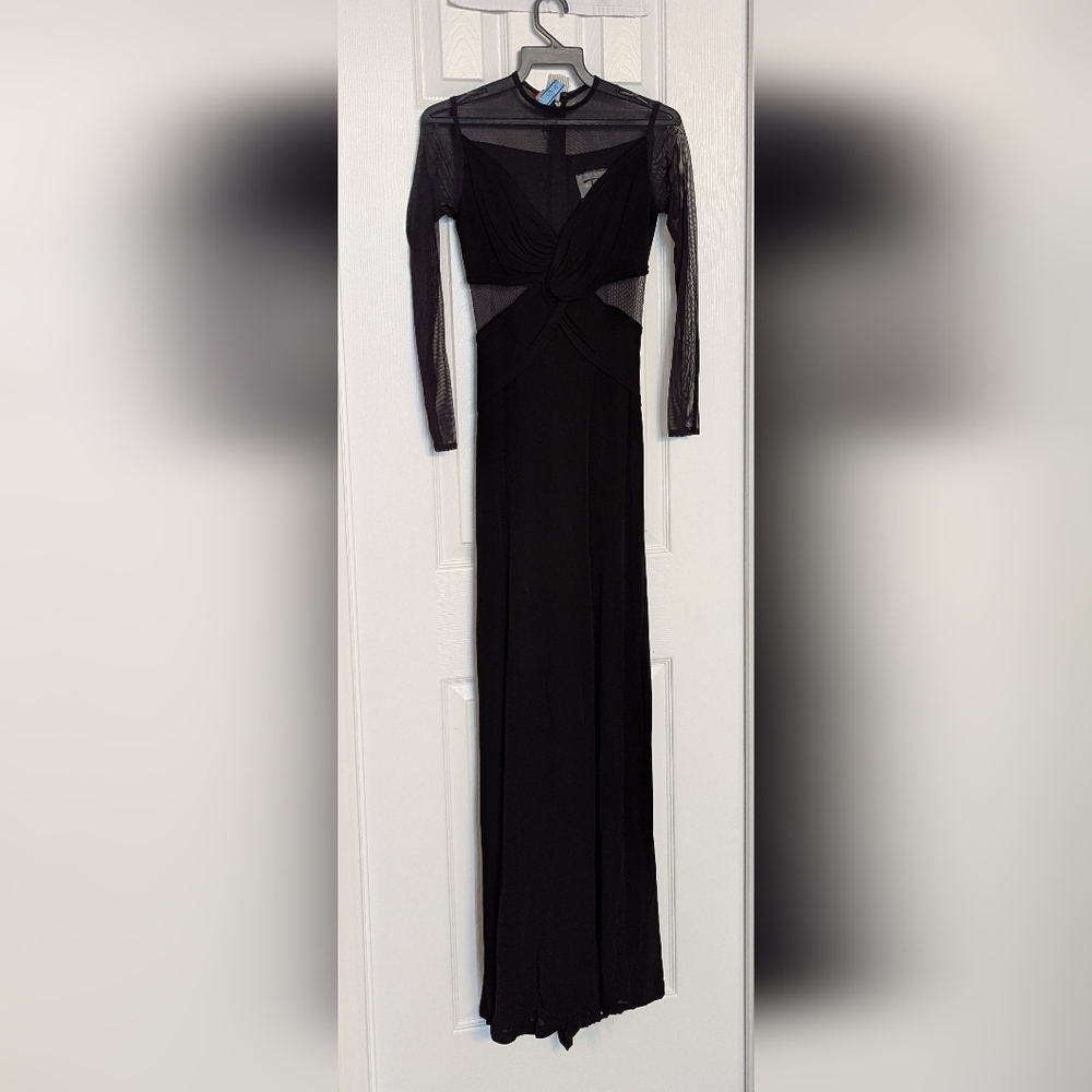 Tadashi (Size 2) Sexy Elegant Long-Sleeve Formal Prom Wedding Evening Gown/Dress